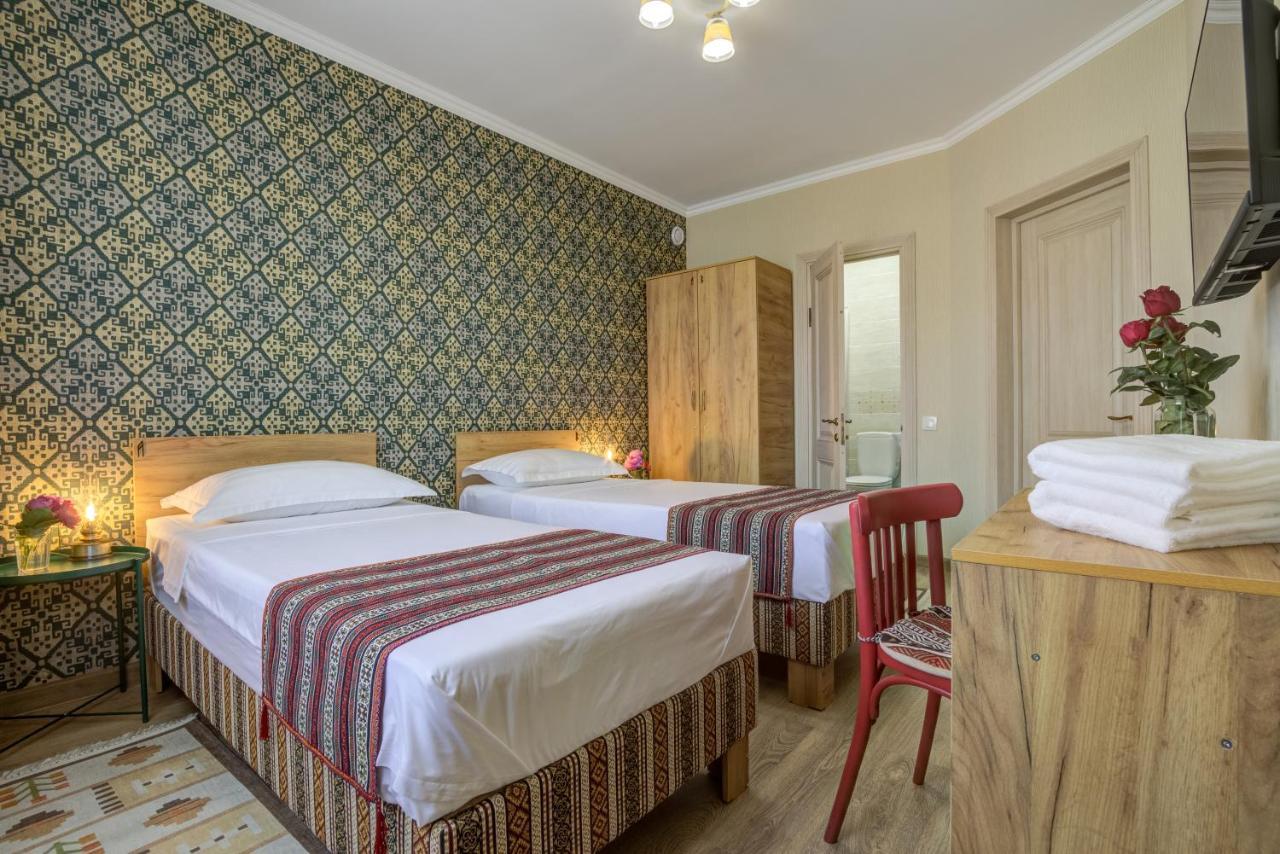 Ordo Hotel Karakol Kültér fotó